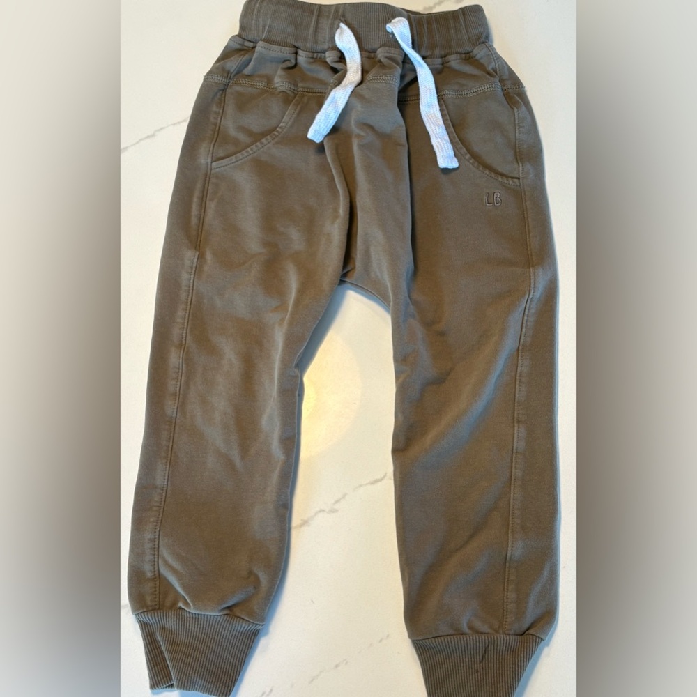 Little Bipsy Jogger in dark moss, 4-5T